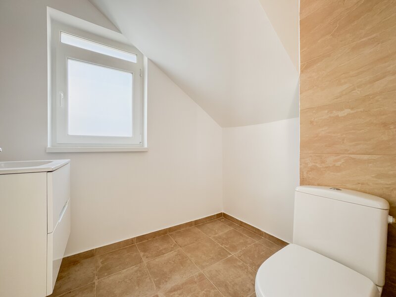 Giurgiu Casa individuala P+1, teren 250mp, oferta Paste!